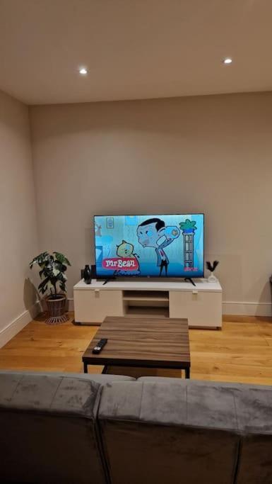 London City Apartment إيلينغ المظهر الخارجي الصورة